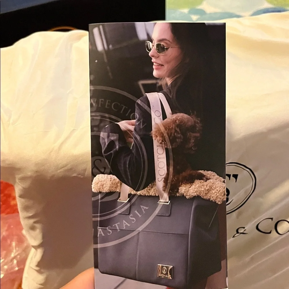 Scotch & Co by Anastasia luxury dog tote new in box